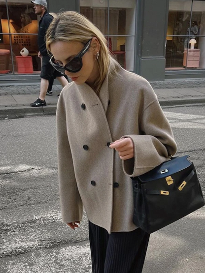 Klassieke Oversized Korte Trenchcoat Met Knopen Voor Dames | Ideaal voor de winter