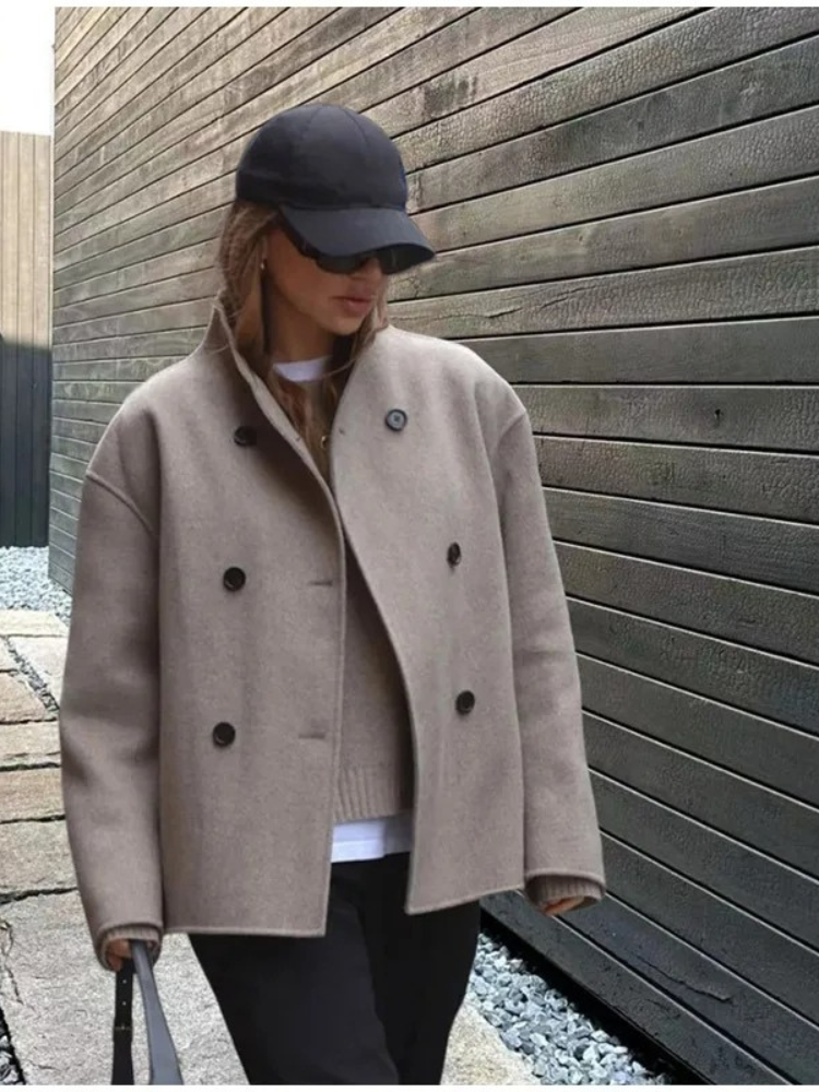 Klassieke Oversized Korte Trenchcoat Met Knopen Voor Dames | Ideaal voor de winter